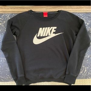 Nike Sweatshirt Boatneck Vintage Style